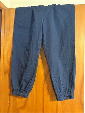 Women's Navy Elastic Cuff Pants